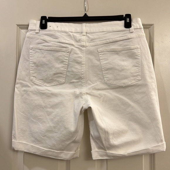 Talbots ladies shorts - Picture 2 of 4